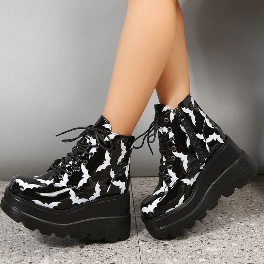 Platform Bat Combat Boots – Size 6.5 – Witch Punk Gothcore – $40